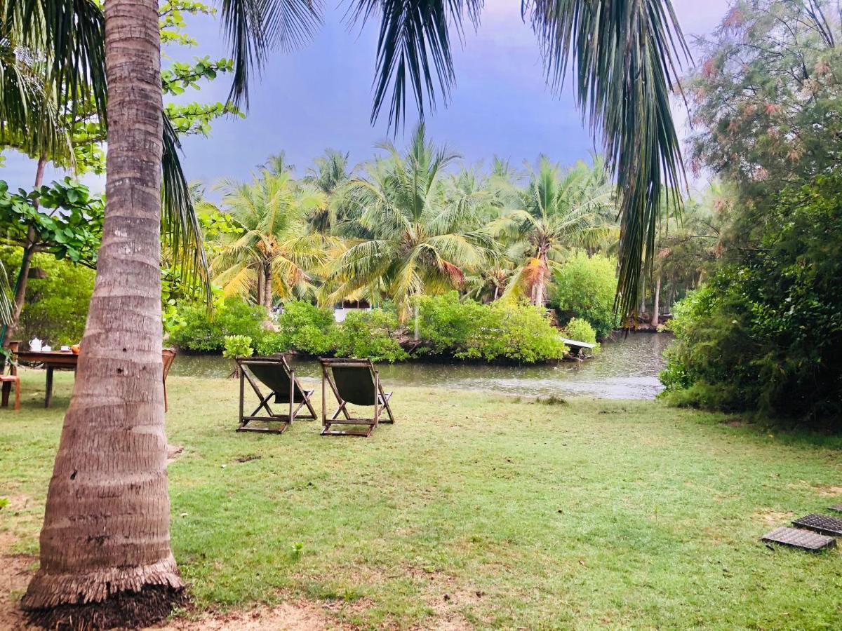 Kite House Cafe Bed and Breakfast Kalpitiya Exterior foto